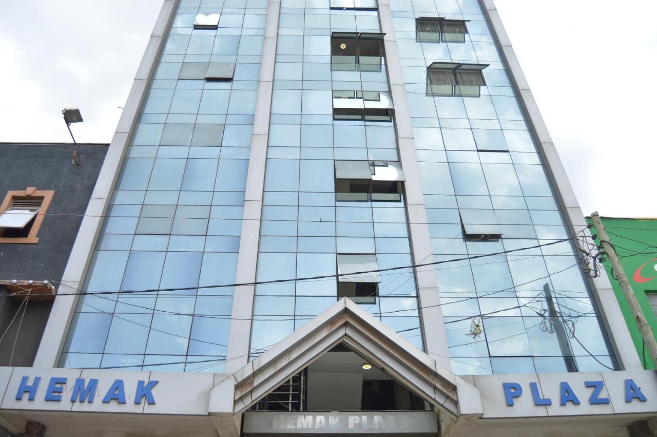 Hemak Suites Nairobi Exteriör bild